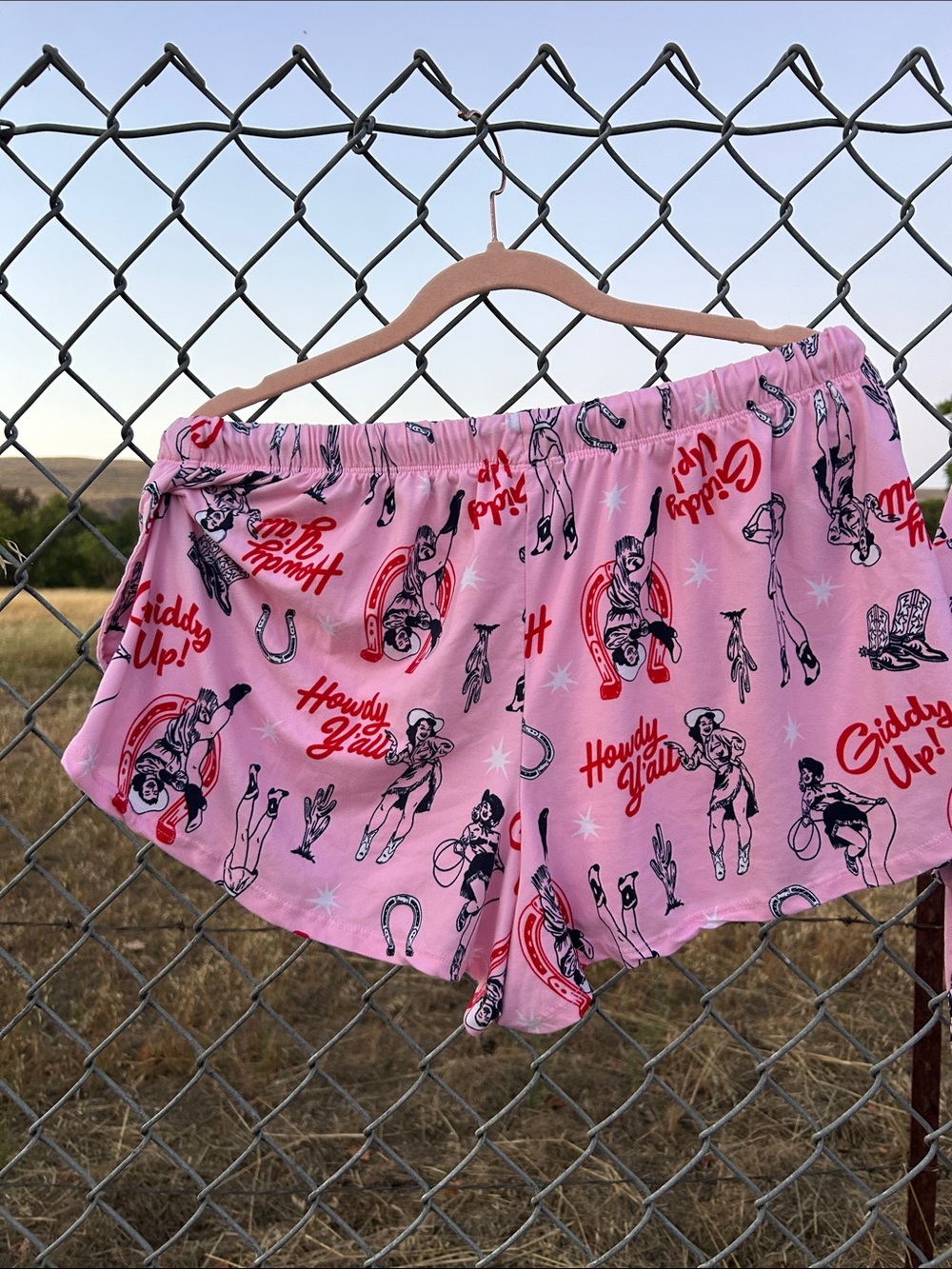 Women's Pink Vintage Cowgirl Theme Printed Short Pajama Set - Picture 8 of 12